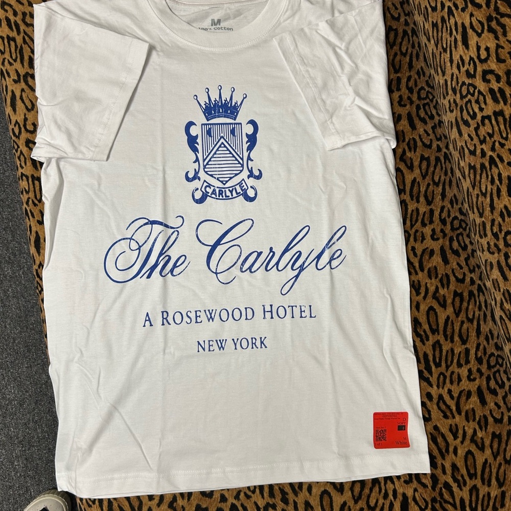 Carlyle Hotel Vintage-Style White T-Shirt